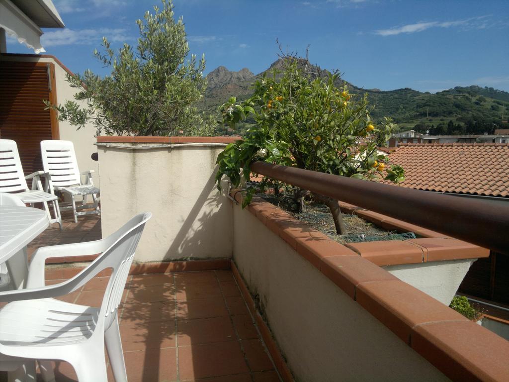Porto Azzuro Apartment 6 Beds Porto Azzurro Dış mekan fotoğraf
